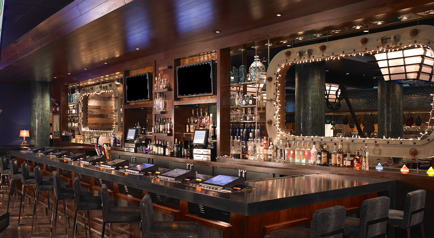 Interior Image of Yacht Club Bar